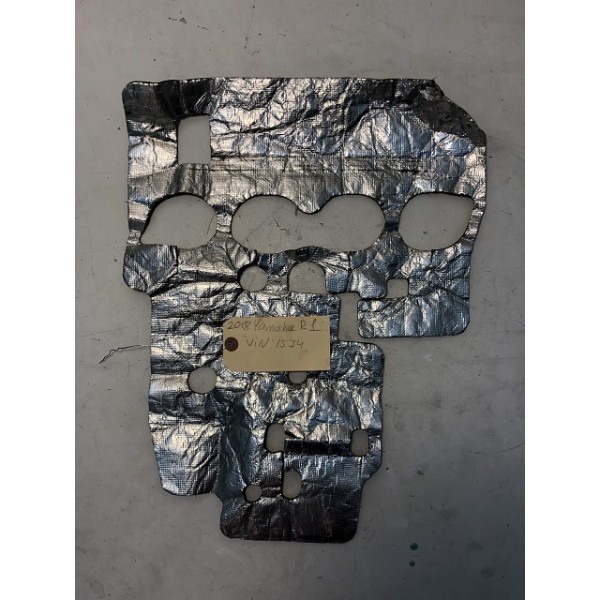 2018 Yamaha YZF-R1 ENGINE HEAT SHIElLD GUARD COVER OEM 