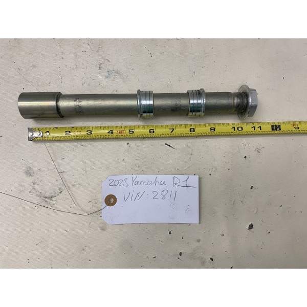 2015 +Yamaha YZF-R1 FRONT WHEEL AXLE COLLARS / SPACERS OEM