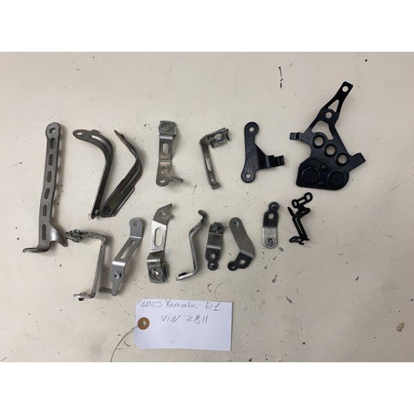 2021 Yamaha YZF-R1 ALL MAUNTING BRACKETS OEM