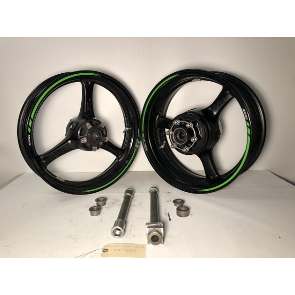 2016 Kawasaki  ZX10R FRONT & REAR RIMS WHEELS & AXLE OEM