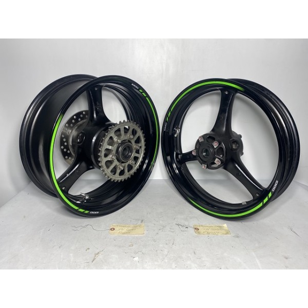 2016 Kawasaki  ZX10R FRONT & REAR RIMS WHEELS & AXLE OEM