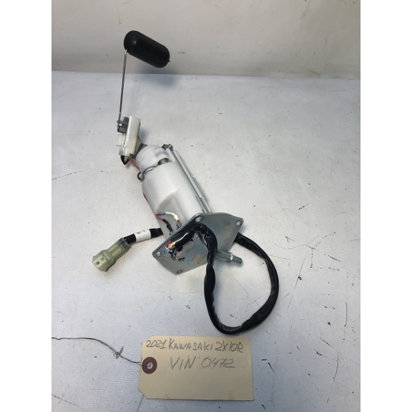 2021 Kawasaki ZX10R  FUEL  - PUMP OEM