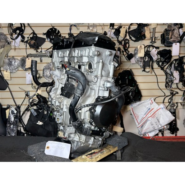 2021 + Kawasaki ZX-10R COMPLETE MOTOR ENGINE OEM