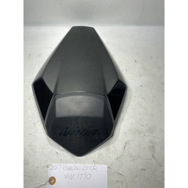 2017 Kawasaki ZX-10R REAR PASSENGER SINGLE SEAT COVER OEM